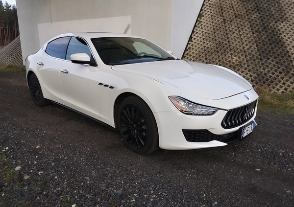 Maserati Ghibli cena 135000 przebieg: 27000, rok produkcji 2017 z Skwierzyna małe 232